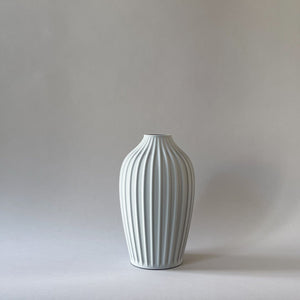 Table vase Bold Yin - Grey