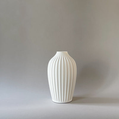 Table vase Bold Yin - White