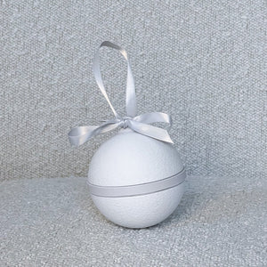 Christmas bulb - white/grey