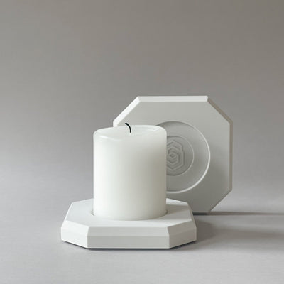 Vienna candle holder