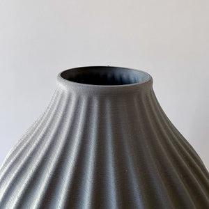 Table vase Yin - Dark grey