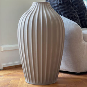 Rome Floor vase Bold Yin - Earth